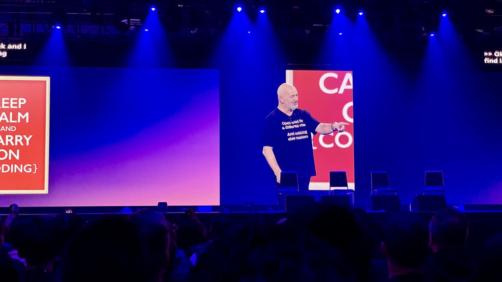 Vogels vê pensamento sistêmico como característica-chave para desenvolvedores (Imagem: Bruno De Blasi/Canaltech)