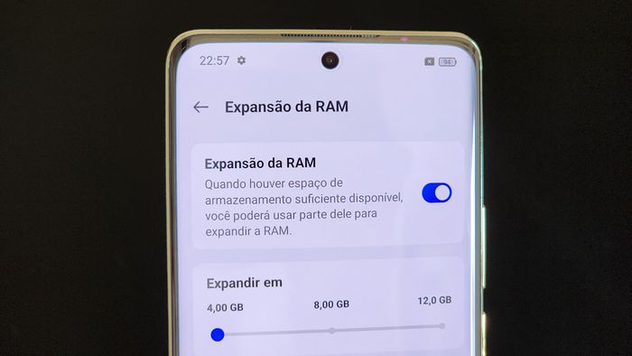 Por que você não deve usar RAM Plus no seu celular?