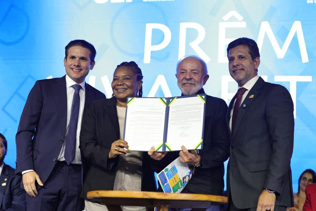 MEC Livros cerimônia