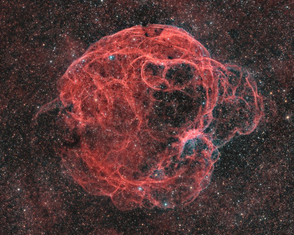 A Nebulosa do Espaguete, que tem cerca de 150 anos-luz de extensão (Imagem: Reprodução/Jason Dain)