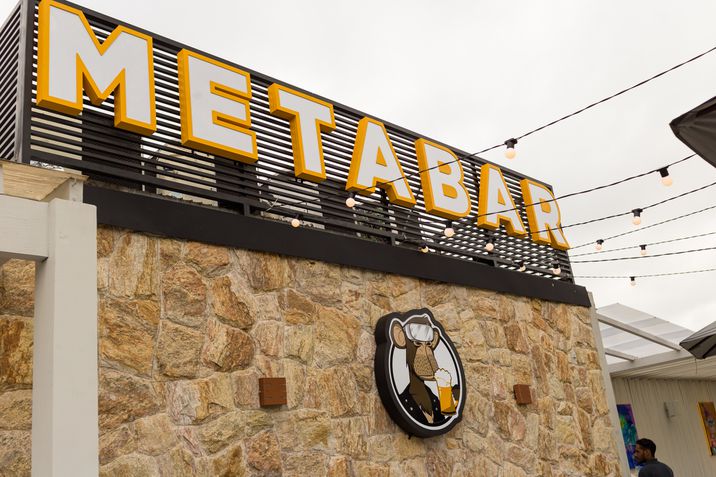 Meta Bar 1