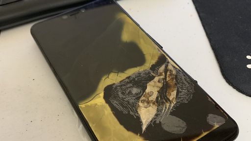Usuário afirma que carregador fez Pixel 3 XL pegar fogo