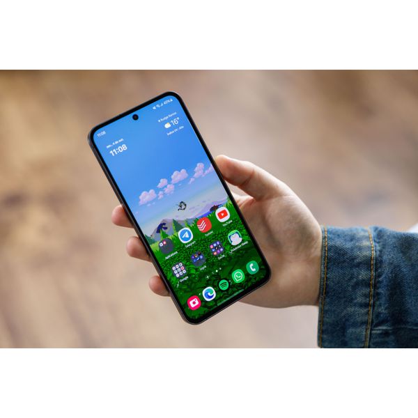 Samsung Galaxy S24 FE 5G 128GB 8GB RAM Tela 6.7" Câm. Tripla 50+12+8MP Frontal 10MP, Galaxy AI - Grafite