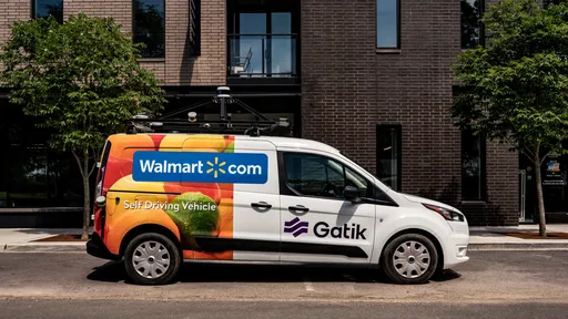Walmart começa a usar vans autônomas para transportar suas mercadorias nos EUA