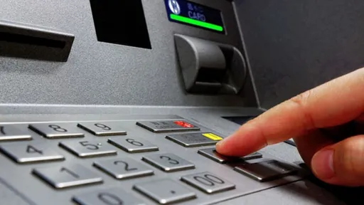 Descoberto novo método ‘’submarino’’ para roubar dados de cartões de crédito