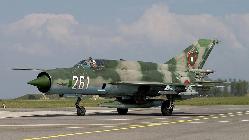 Mig-21 fabricado pela URSS e utilizado pelas Forças Armadas da Bulgária (Imagem: Mikoyan Gurevich/Wikimedia/CC)