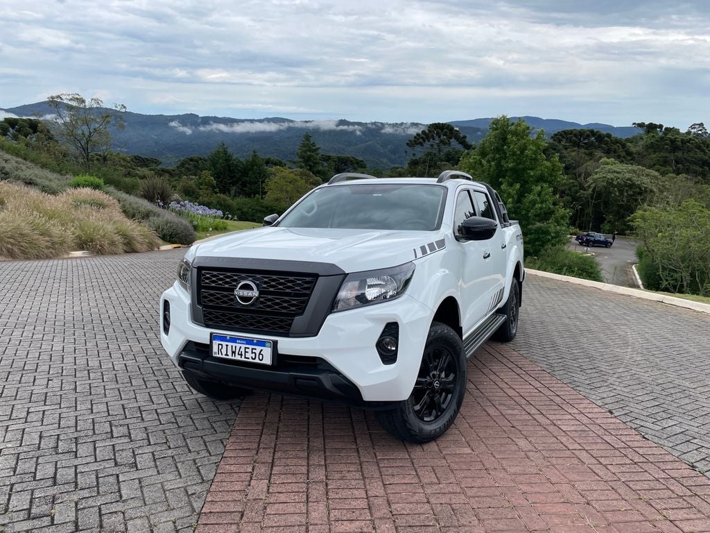 Nissan Frontier permanece na lista das 10 caminhonetes mais vendidas do Brasil (Imagem: Paulo Amaral/Canaltech)