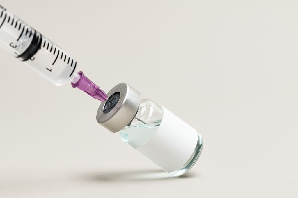 Ministério da Saúde anuncia acordo de compra das vacinas da Janssen e Pfizer