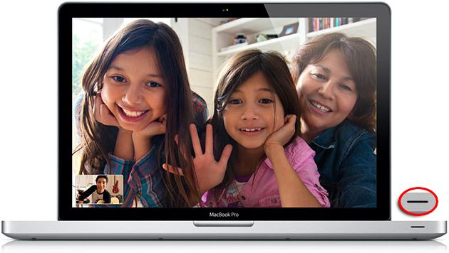 Macbook Pro com a porta infravermelha