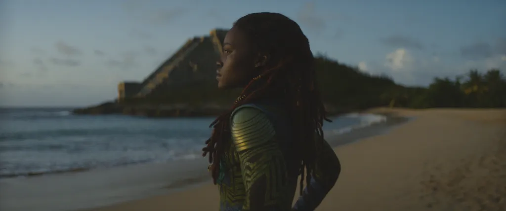 Nakia tem um enorme destaque no trailer de Wakanda para Sempre (Imagem: Reprodução/Marvel Studios)