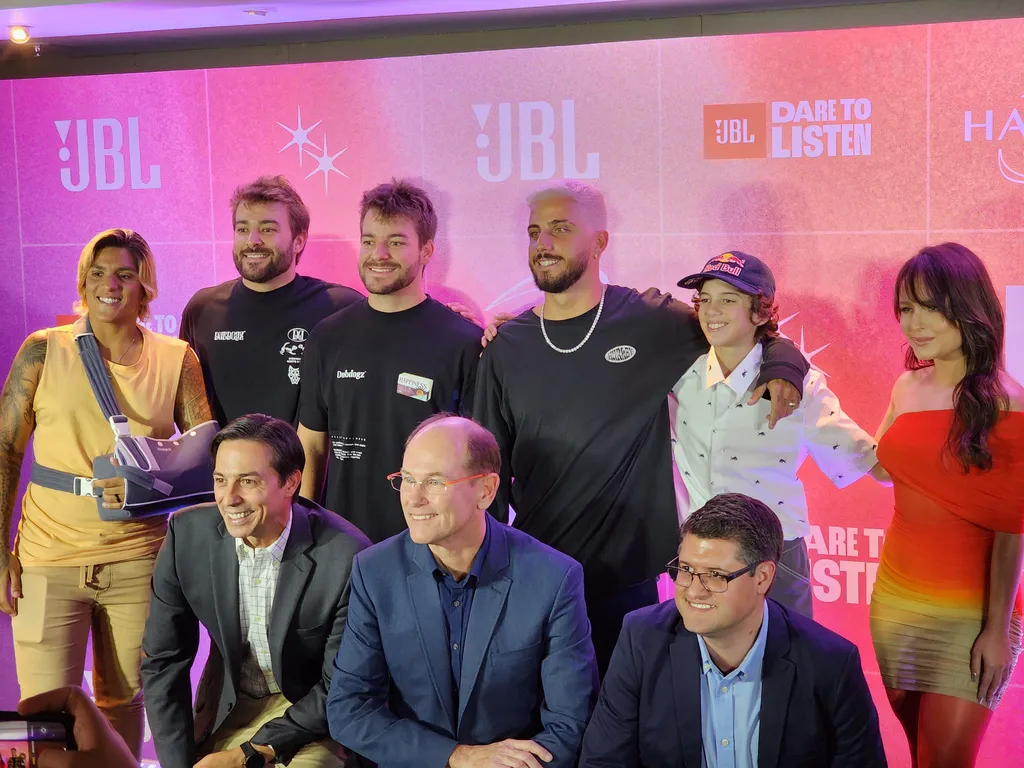 Time de embaixadores da JBL Brasil tem Larissa Manoela, Felipe Toledo e dupla de DJs (Imagem: Diego Sousa/Canaltech)