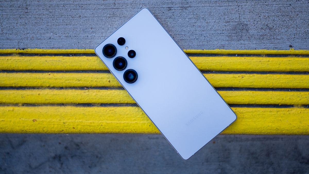 Galaxy S25 Ultra fica mais barato que S24 Ultra com desconto de R$ 1,6 mil no ML