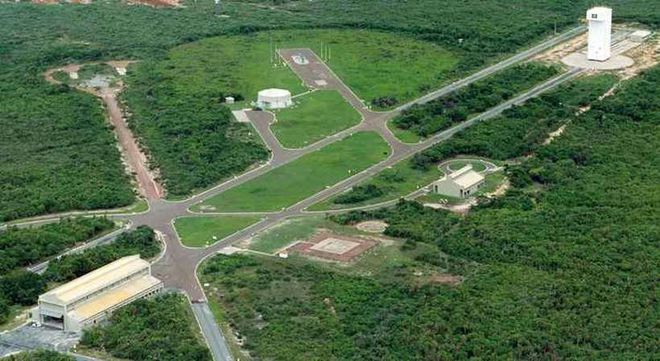Vista aérea da base militar de Alcântara, no Maranhão (foto: MCT/Divulgação)