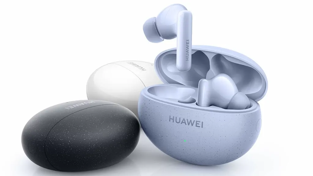 Com design refinado e nova opção de cor, o Huawei FreeBuds 5i chega ao mercado global prometendo som Hi-Fi e ANC potente (Imagem: Reprodução/Huawei)