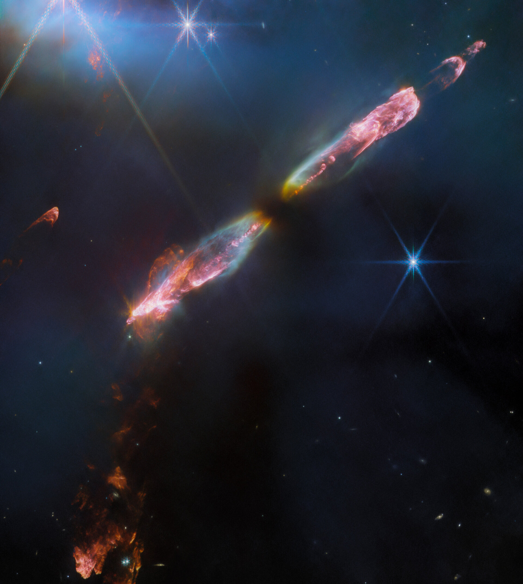 Imagem do objeto Herbig-Haro 211 capturada pelo James Webb, mostrando os fluxos de uma estrela jovem (Imagem: Reprodução/ESA/Webb, NASA, CSA, T. Ray (Dublin Institute for Advanced Studies)