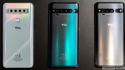TCL lança celulares intermediários premium com 5G a preços amigáveis