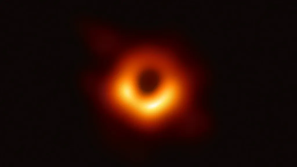 Buraco negro da galáxia M87, registrado pelo projeto Event Horizon (Imagem: Reprodução/EHT Collaboration)