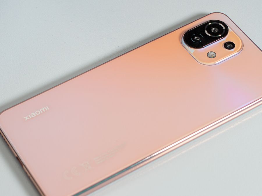 Xiaomi Mi 11 Lite 5G surpreende em teste de câmera e empata com