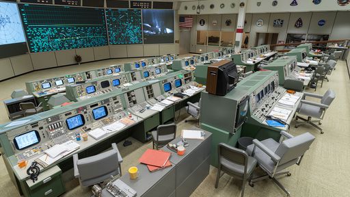 Sala de controle das missões Apollo é completamente restaurada e recebe turistas