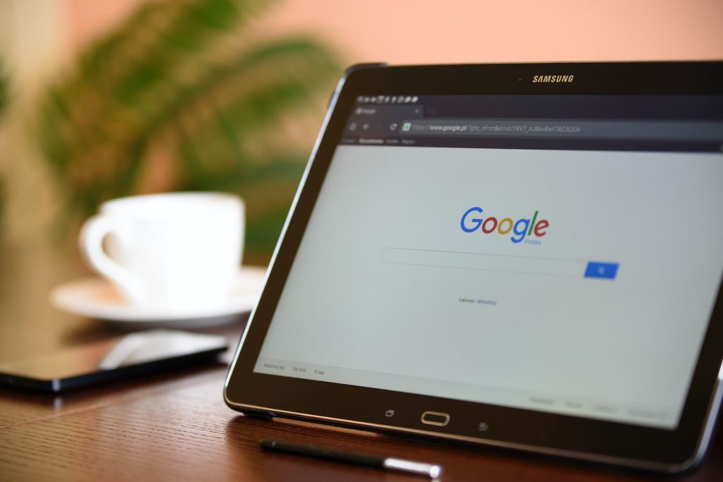 Google segue firme como o maior buscador da internet no mundo (Imagem: PhotoMIX Company/Pexels)