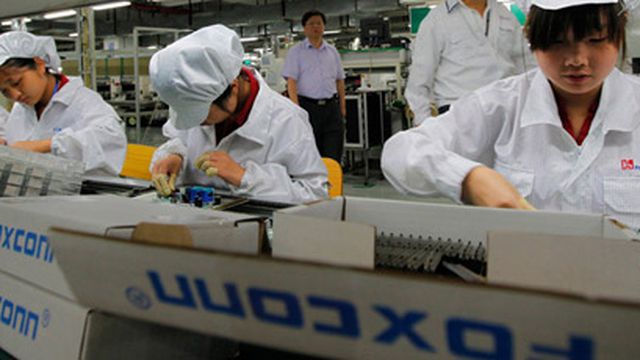 Foxconn cortou 50 mil contratos de trabalho desde outubro, segundo relatório