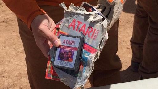 Confirmada a lenda de que a Atari enterrou cartuchos de E.T no deserto
