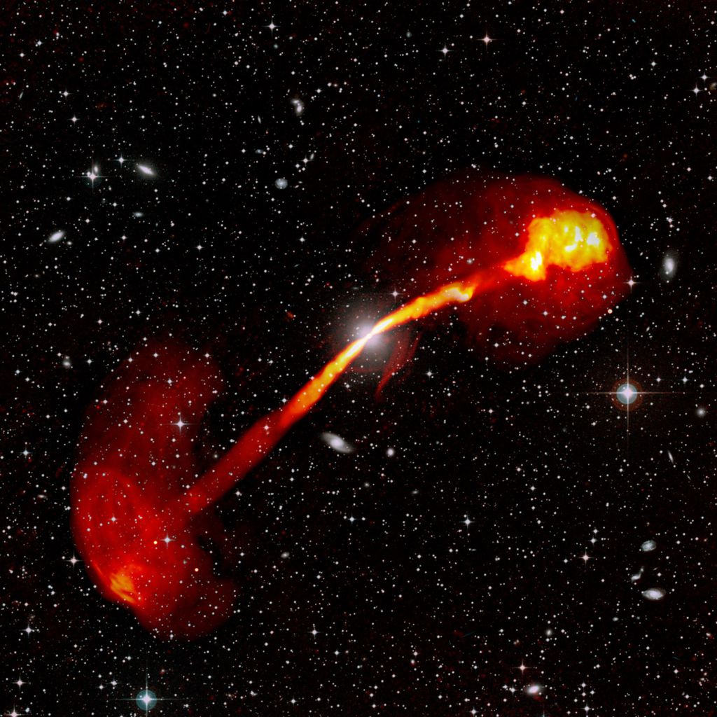 Radiogaláxia IC 4296 (Imagem: Reprodução/SARAO/SSS/S. Dagnello/W. Cotton)