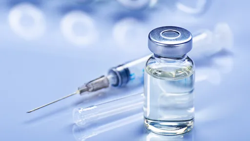 Nova vacina contra covid desencadeia forte resposta imune em ensaios de fase I