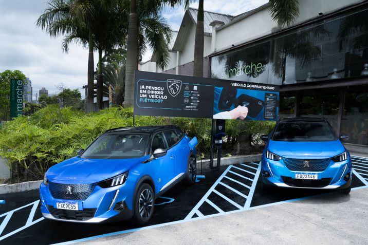 Peugeot - compartilhamento de carros elétricos