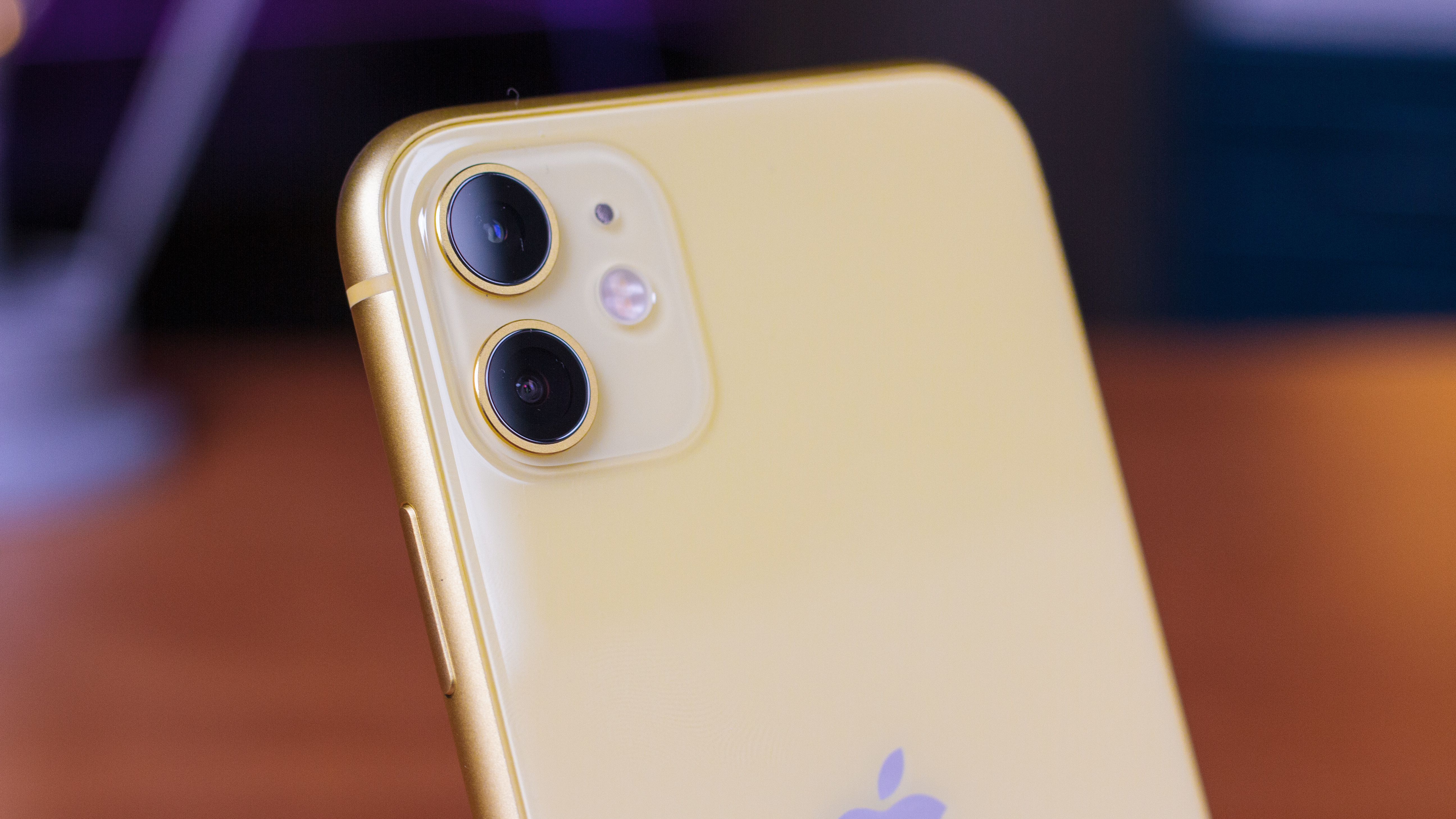 iPhone 12 Pro Max supera antecessor em teste de benchmark - TecMundo