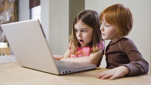 Ex-funcionários da indústria tecnológica lançam campanha contra redes sociais