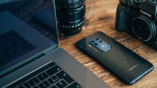 Motorola prepara mais um celular 5G com preço acessível, afirma site