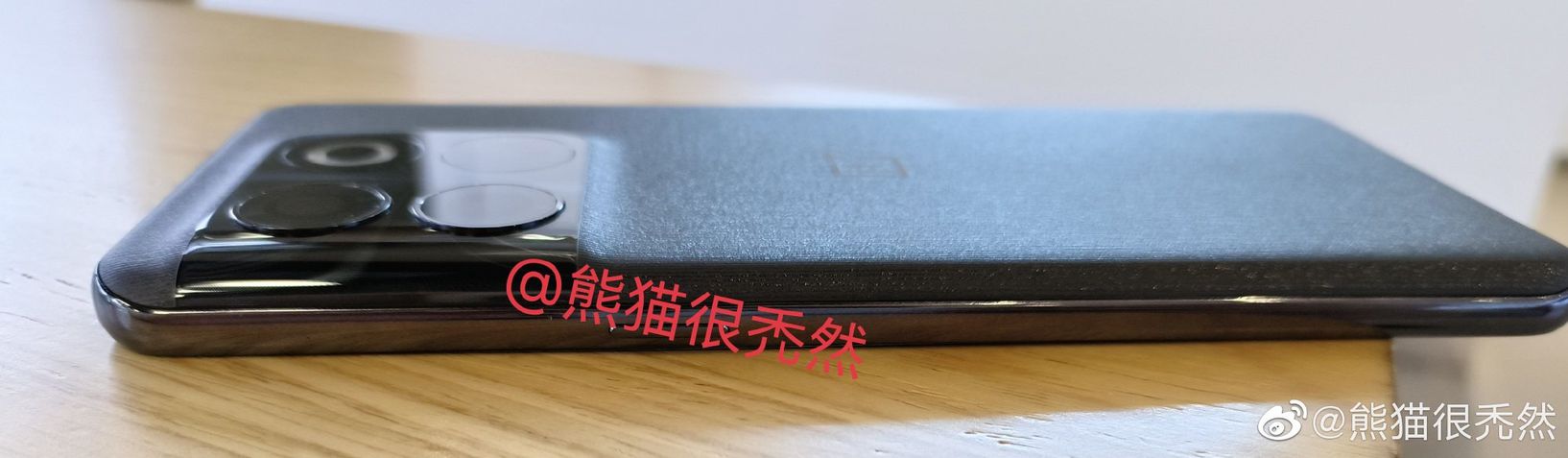 OnePlus 10T Moonstone