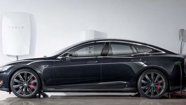 Tesla lança bateria "Powerwall" e anuncia nova divisão da empresa