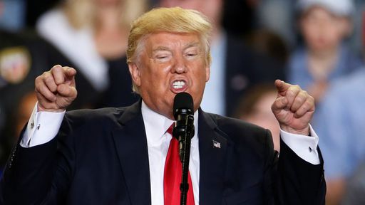 Donald Trump acusa Twitter e Facebook de censura em evento na Casa Branca