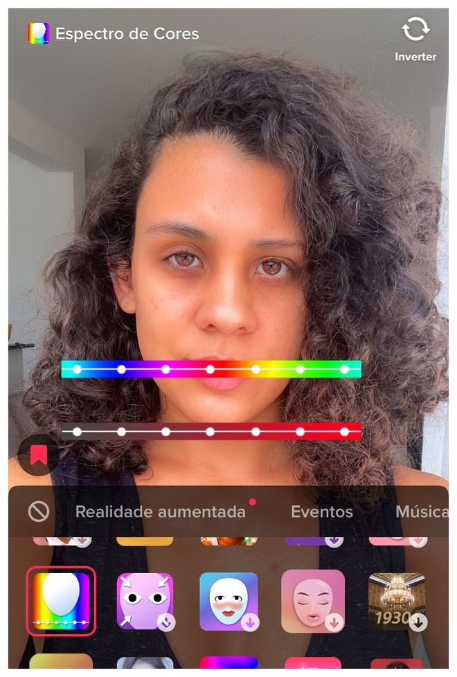 Para um bronzeado instantâneo, use o tom vermelho do "Espectro de cores" (Captura de tela: Kris Gaiato)