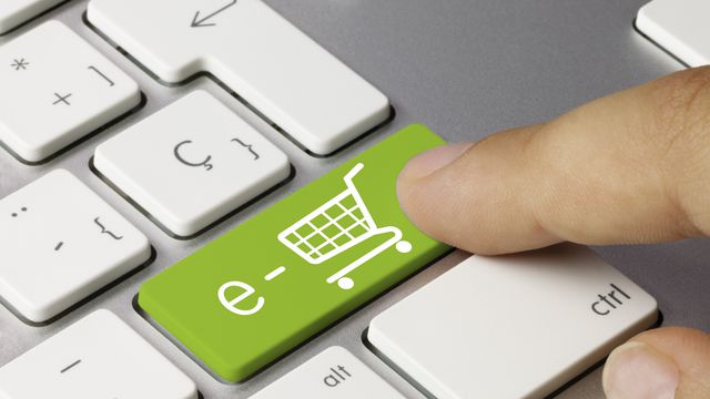Pesquisa da ClearSale mostra que 3,98% das compras online no Brasil são fraudes
