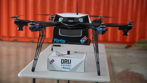Domino's testa entrega de pizzas por drone 