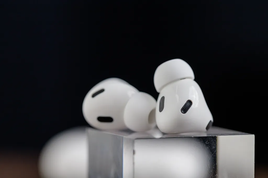 AirPods Pro 2 (Imagem: Ivo/Canaltech)