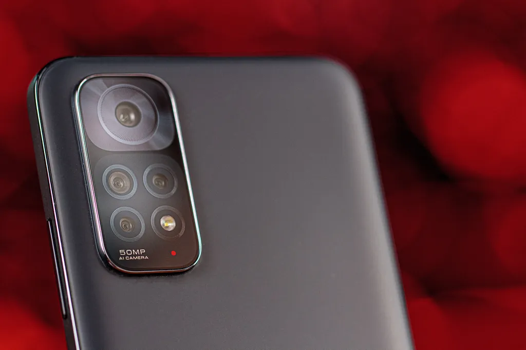 O Redmi Note 11 filma em Full HD com as câmeras traseira e frontal (Imagem: Ivo/Canaltech)