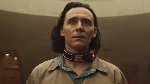 Loki é algo que a Marvel nunca fez antes, revela ator em novo featurette