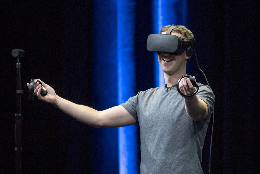 Mark Zuckerberg com um óculos VR