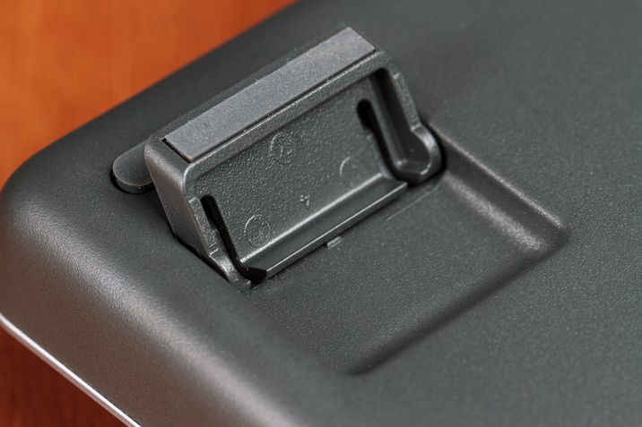 Teclado KK835 TKL pernas