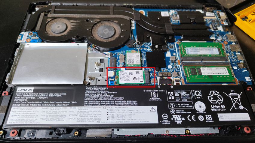 SSD M.2 instalado