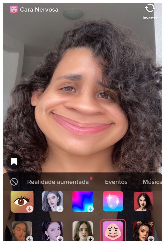 Parte de inúmeras trends do TikTok, o "Cara nervosa" deixa o usuário com um rosto tenso (Captura de tela: Kris Gaiato)