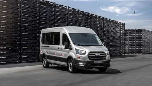 Ford deve lançar furgão elétrico ou híbrido no Brasil em breve
