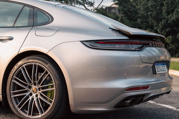 Porsche Panamera 4S e-Hybrid