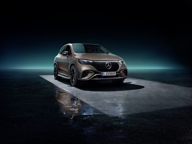 Mercedes EQE SUV