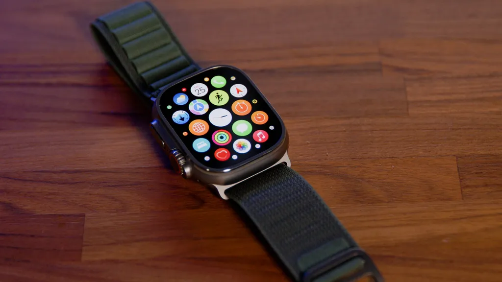 A bateria do Apple Watch Ultra dura até 4 dias (Imagem: Yuri Souza/Canaltech)