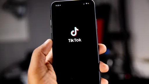 TikTok poderá coletar dados biométricos dos usuários, inclusive rostos e voz